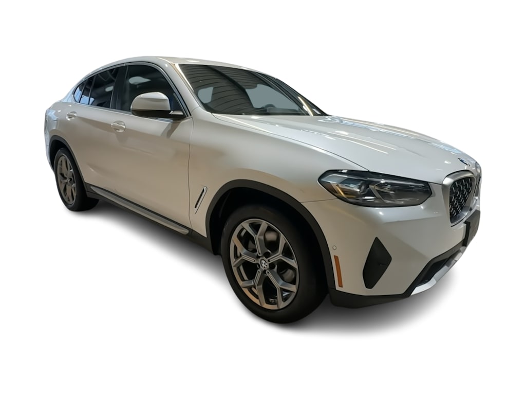 Thumbnail: 2023 BMW X4 - 19