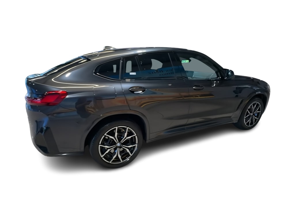 Thumbnail: 2024 BMW X4 - 25