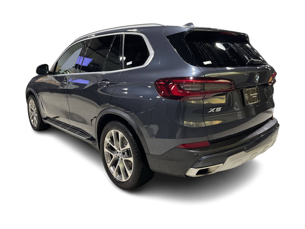Thumbnail: 2021 BMW X5 - 4