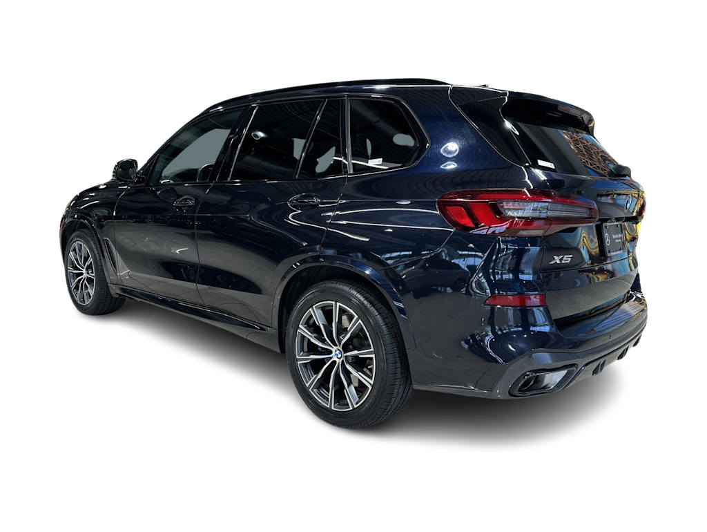 Thumbnail: 2021 BMW X5 - 4