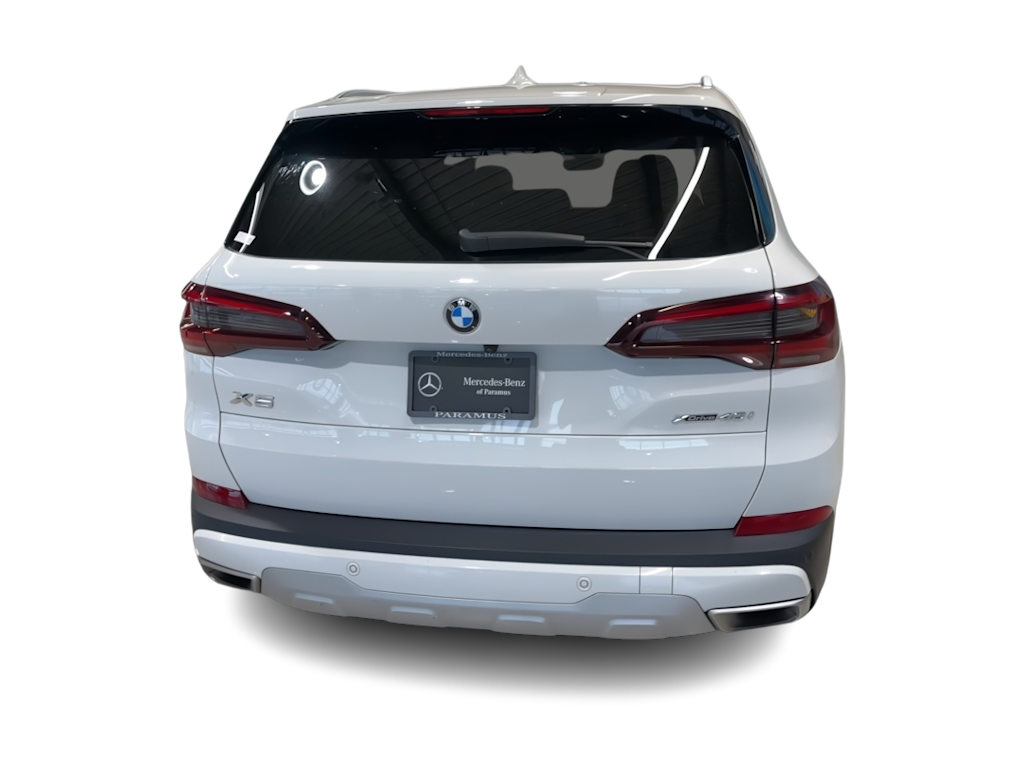 Thumbnail: 2023 BMW X5 - 5