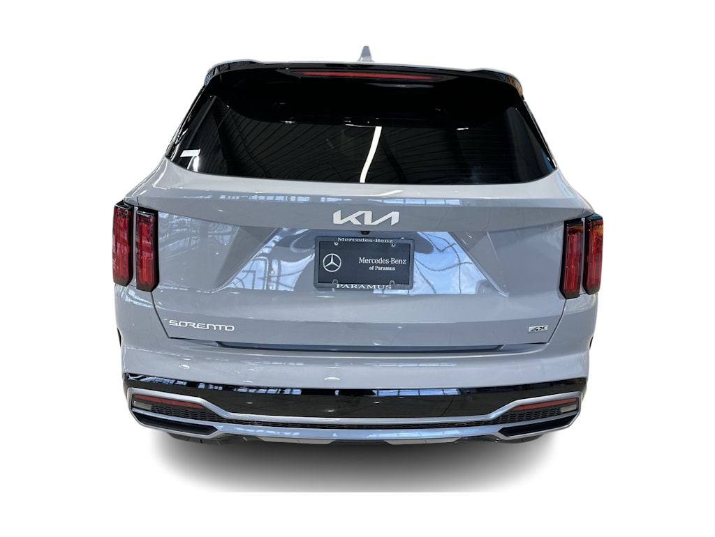 Thumbnail: 2023 Kia Sorento - 29