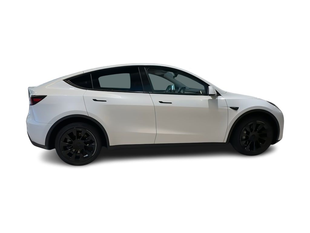 Thumbnail: 2024 Tesla Model Y - 25
