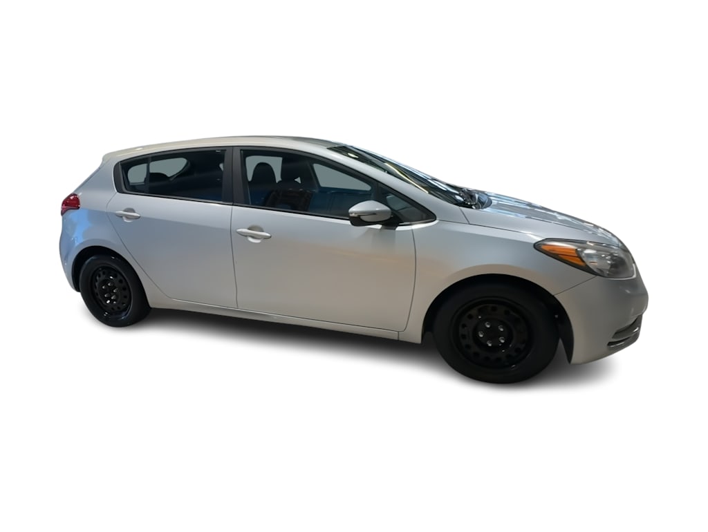 Thumbnail: 2016 Kia Forte - 26