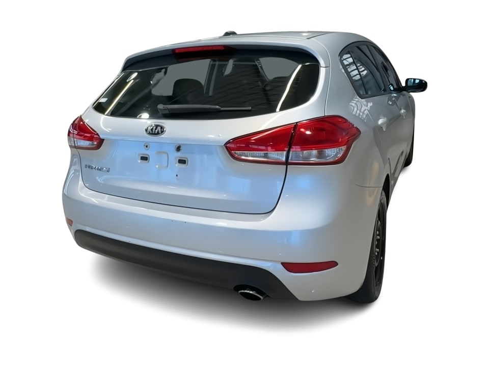 Thumbnail: 2016 Kia Forte - 23