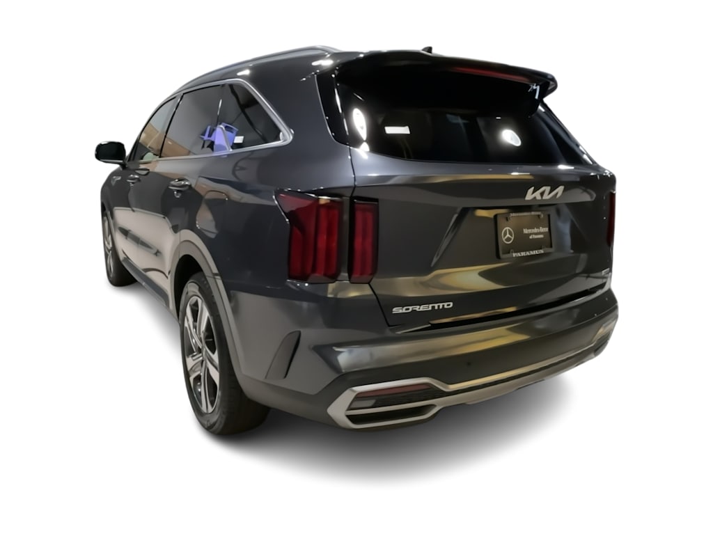 Thumbnail: 2023 Kia Sorento - 4