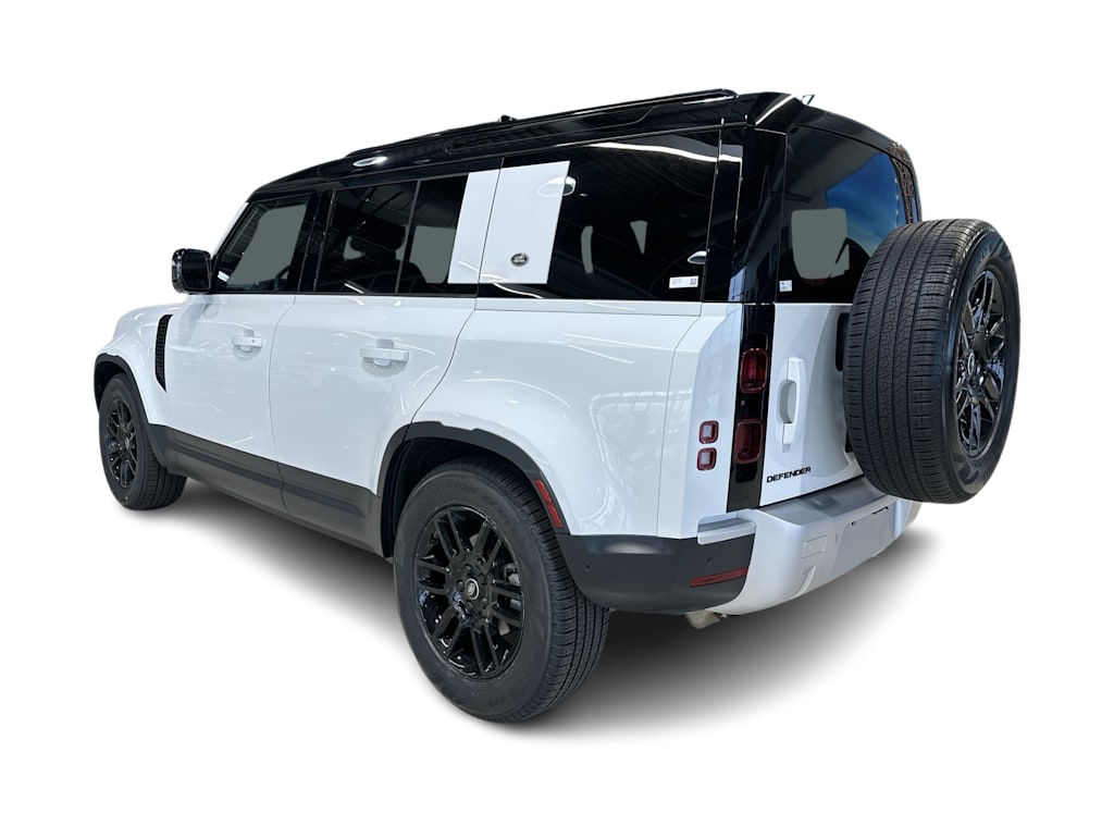 Thumbnail: 2024 Land Rover Defender - 4