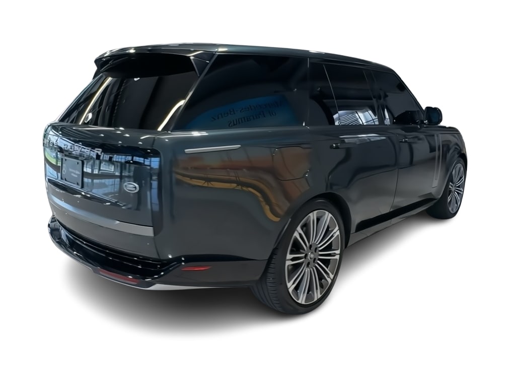 Thumbnail: 2023 Land Rover Range Rover - 26