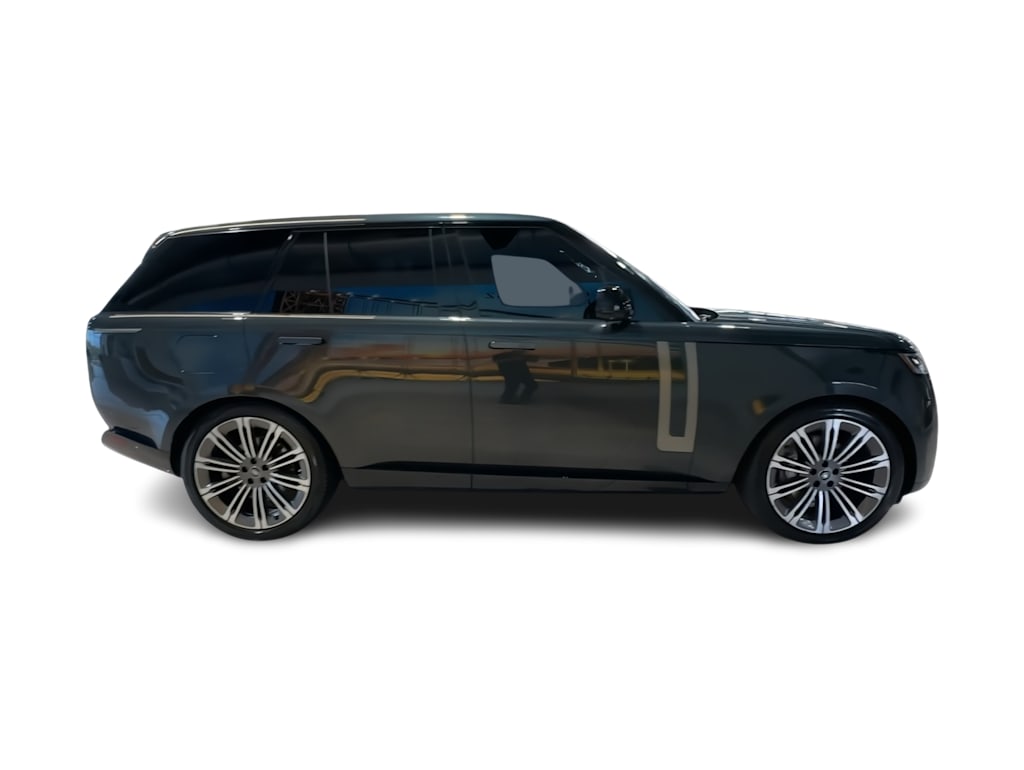 Thumbnail: 2023 Land Rover Range Rover - 28