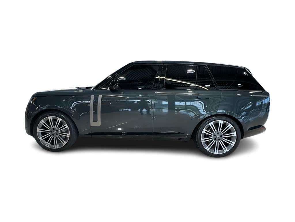 Thumbnail: 2023 Land Rover Range Rover - 22