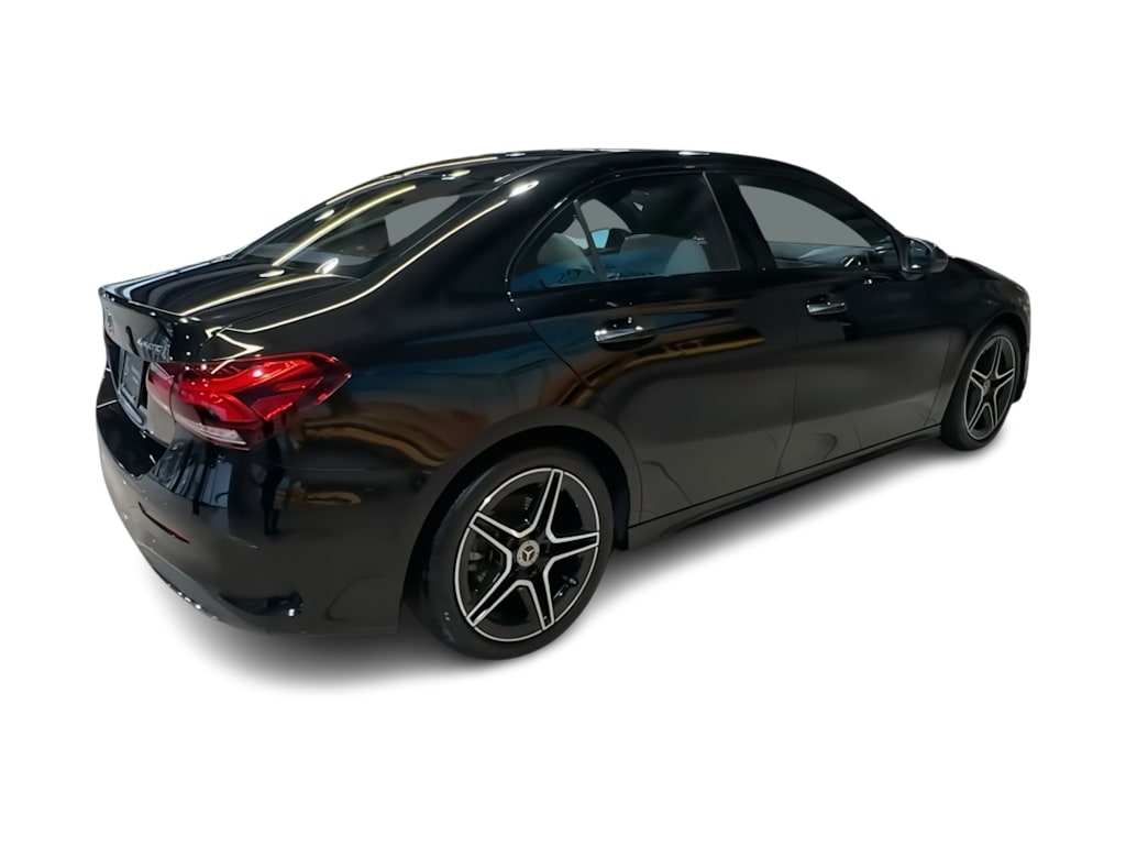 Thumbnail: 2022 Mercedes-Benz A-Class - 24