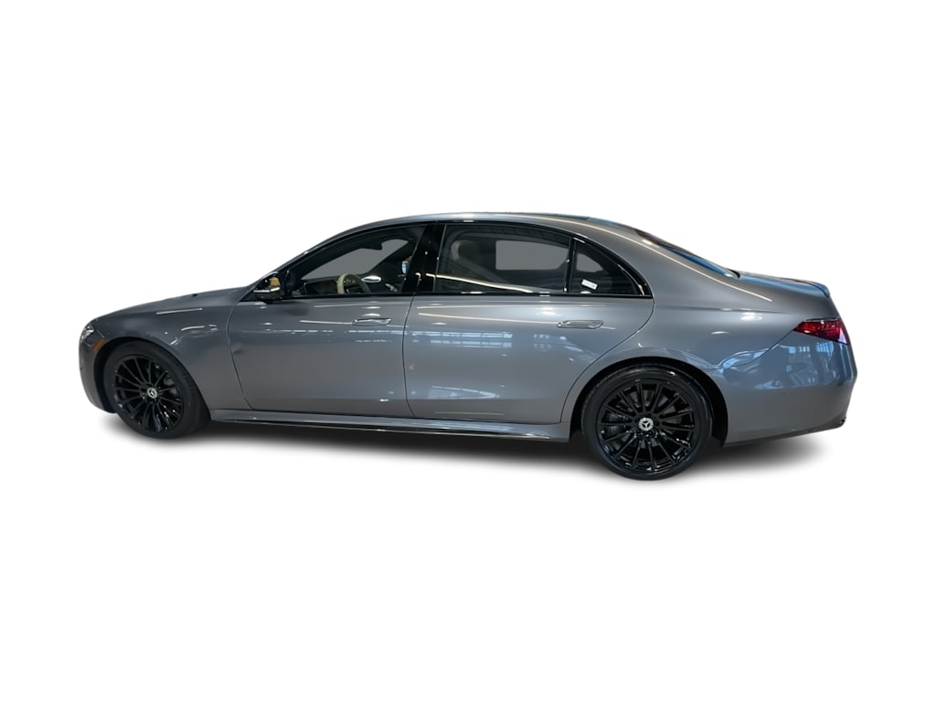 Thumbnail: 2023 Mercedes-Benz S-Class - 21