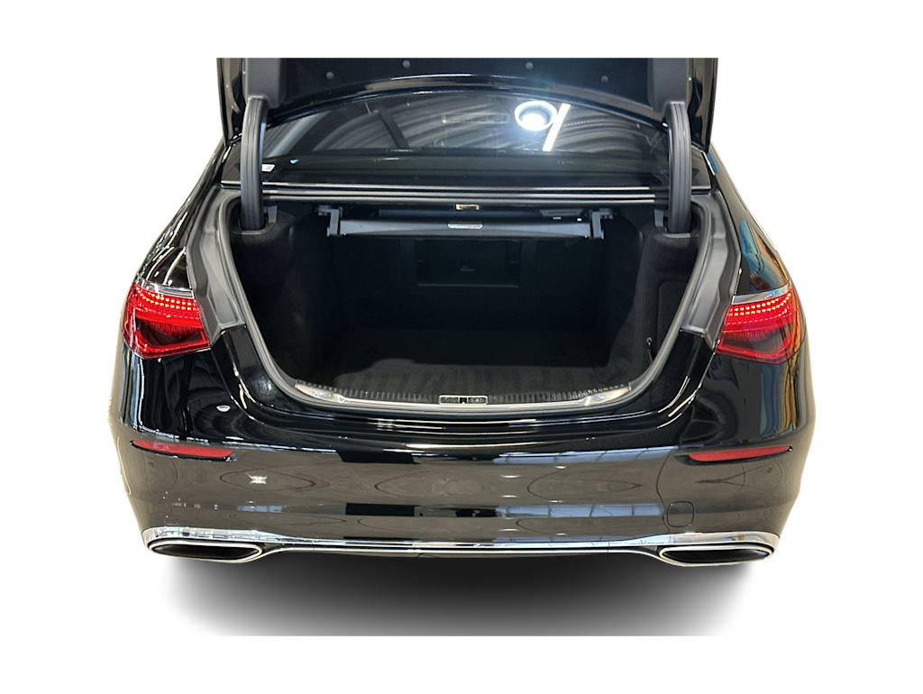 Thumbnail: 2024 Mercedes-Benz S-Class - 17