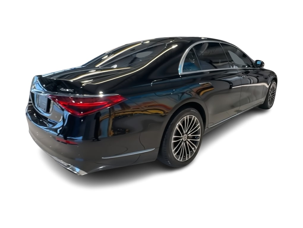 Thumbnail: 2024 Mercedes-Benz S-Class - 28