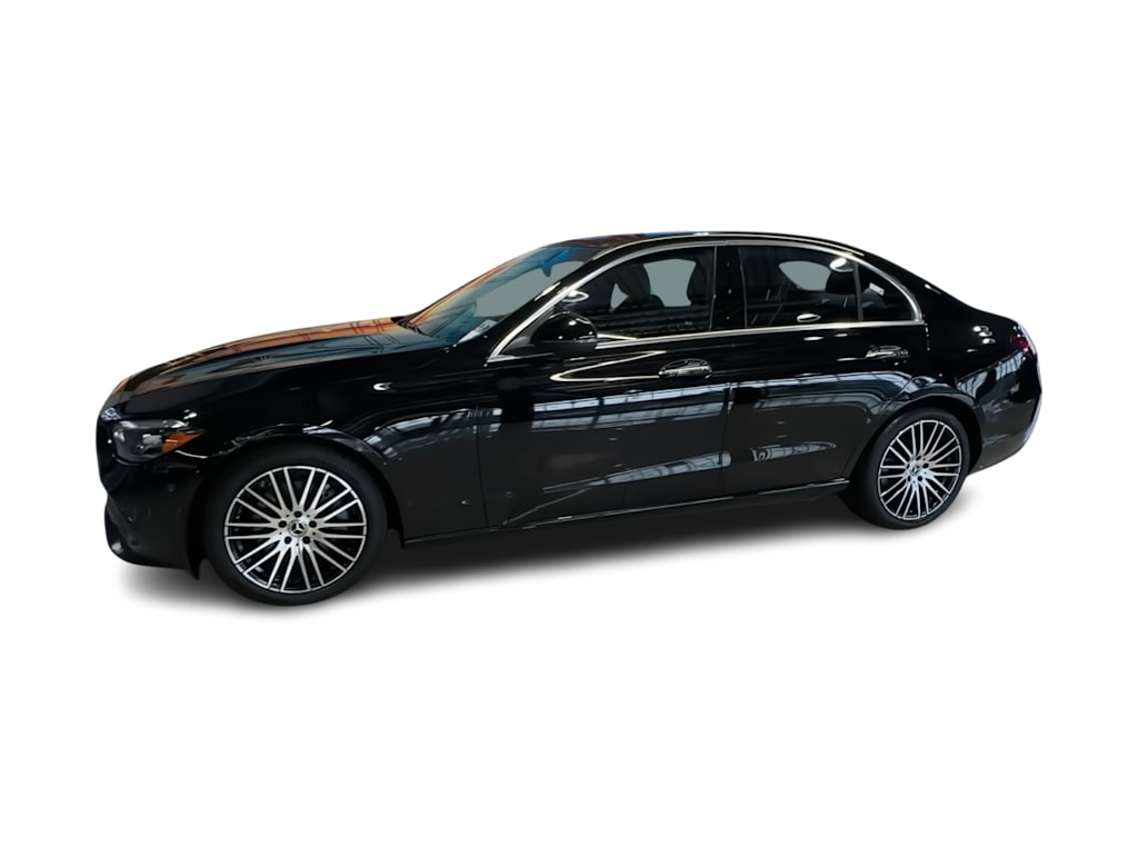 Thumbnail: 2023 Mercedes-Benz C-Class - 3