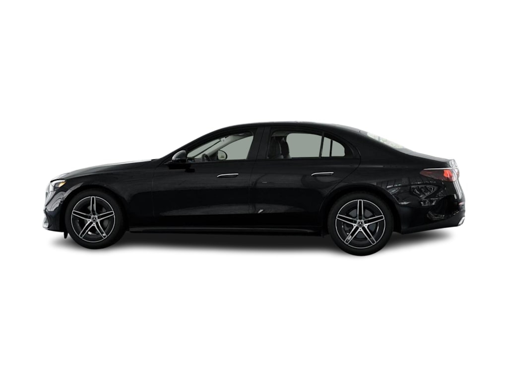 Thumbnail: 2026 Mercedes-Benz E-Class - 32