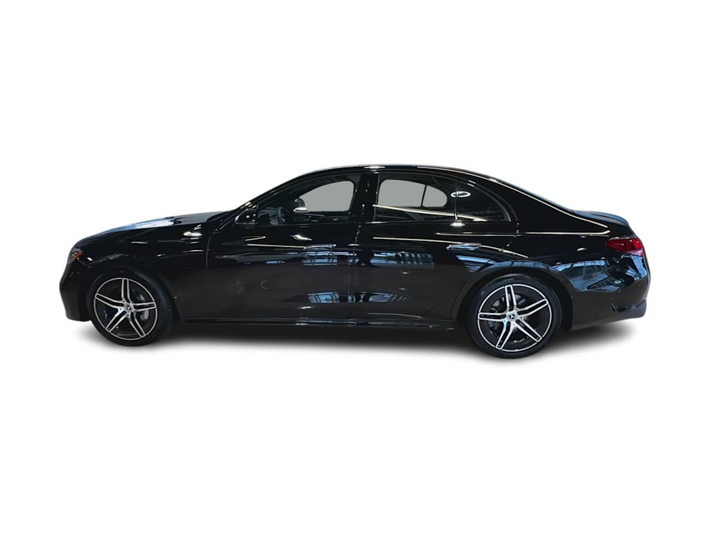 Thumbnail: 2026 Mercedes-Benz E-Class - 22