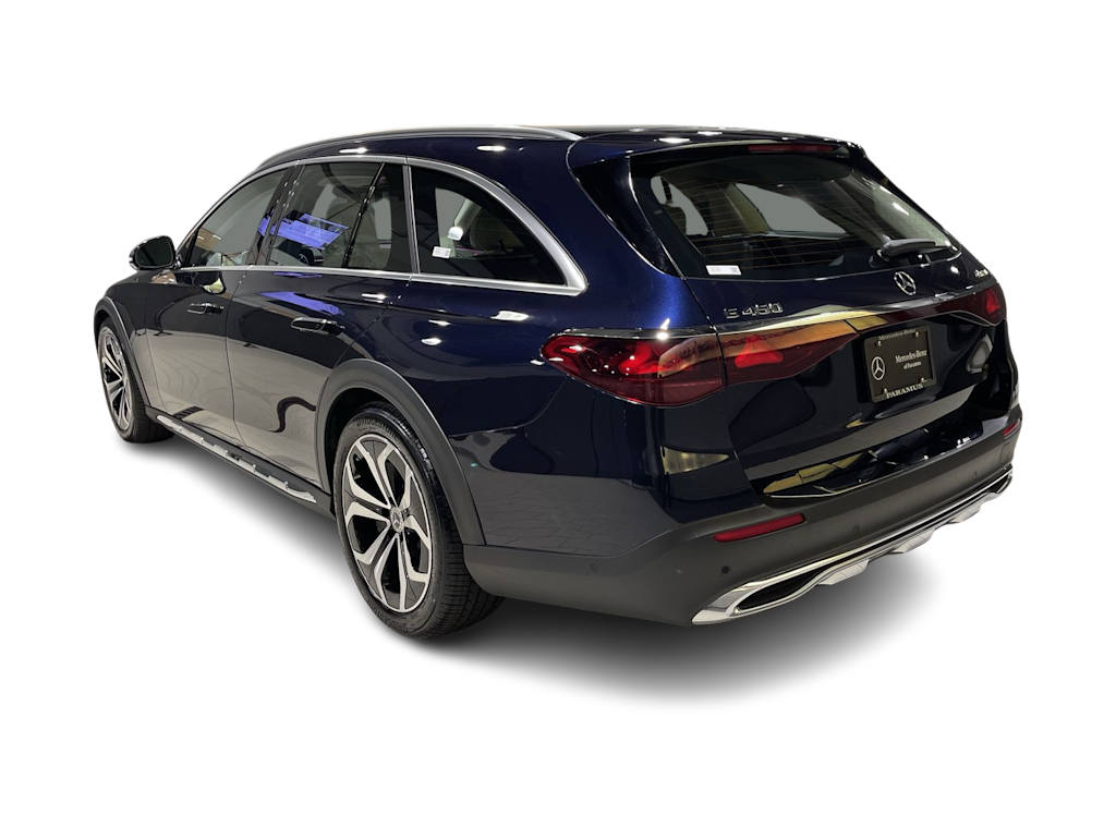 Thumbnail: 2025 Mercedes-Benz E-Class - 4