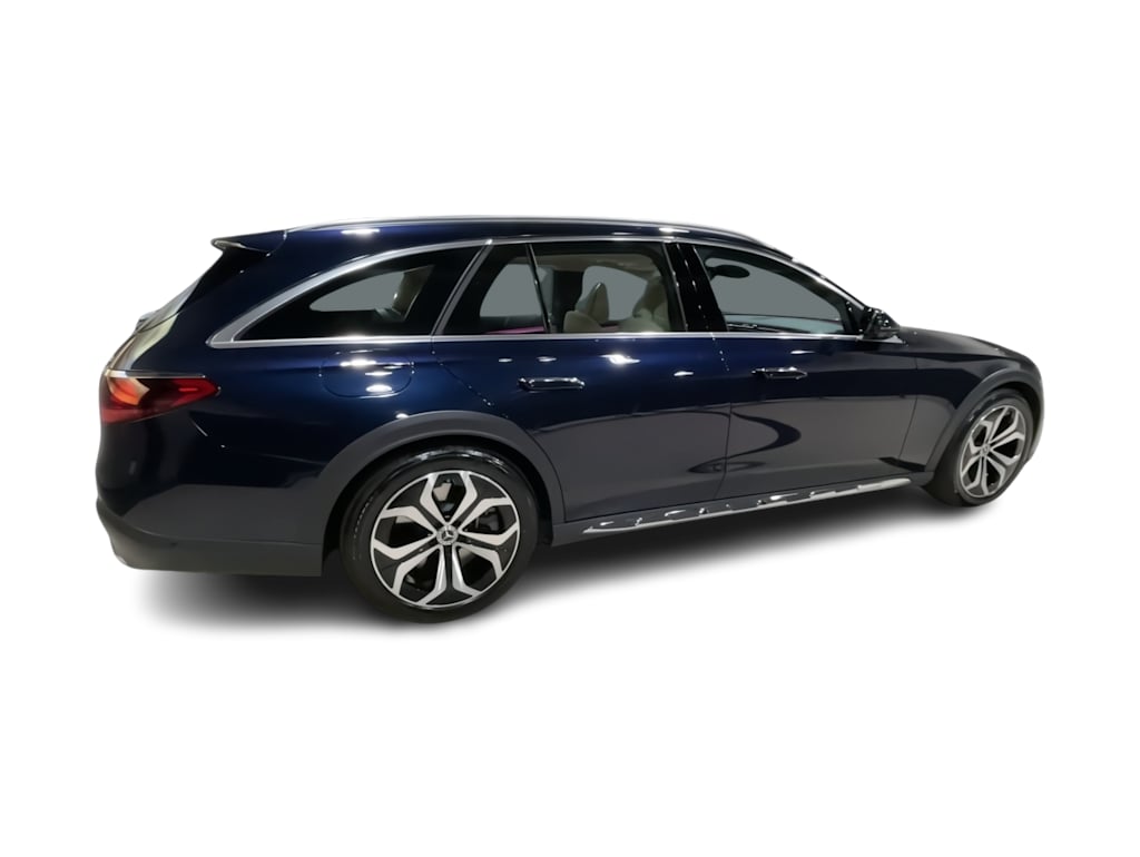 Thumbnail: 2025 Mercedes-Benz E-Class - 25