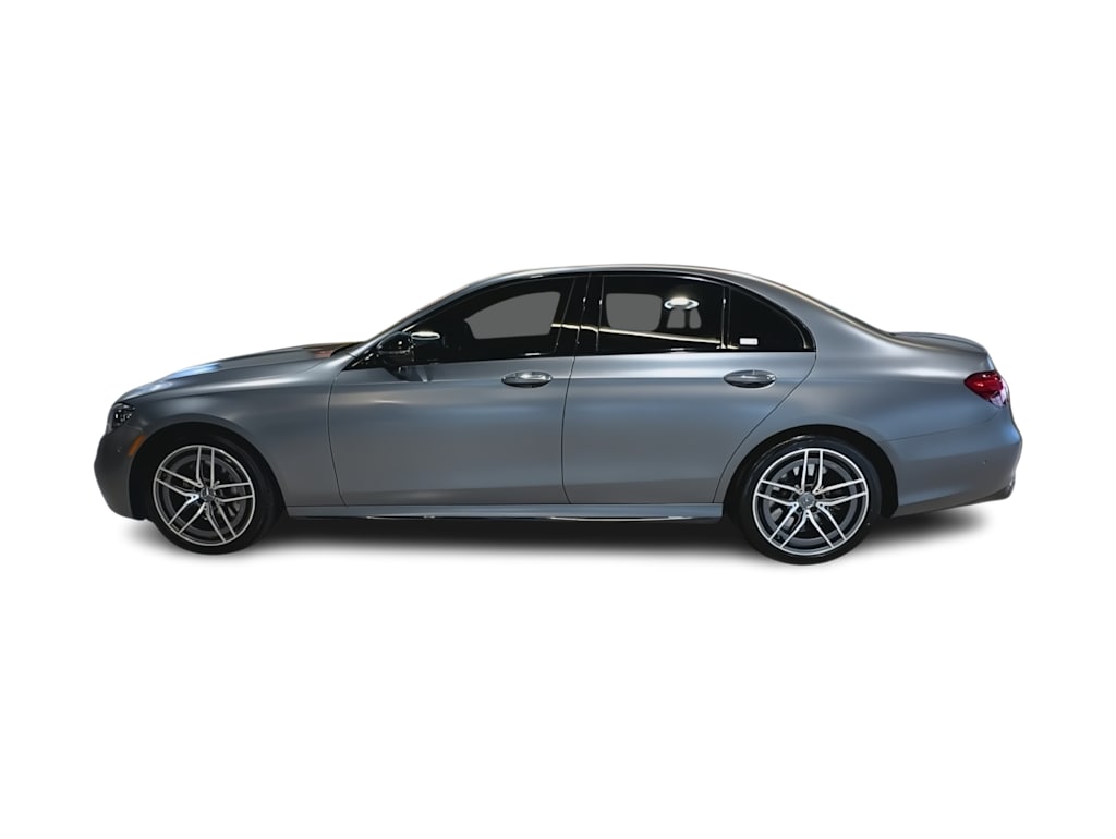 Thumbnail: 2022 Mercedes-Benz E-Class - 21