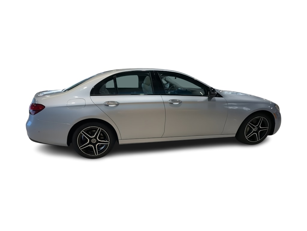 Thumbnail: 2022 Mercedes-Benz E-Class - 25