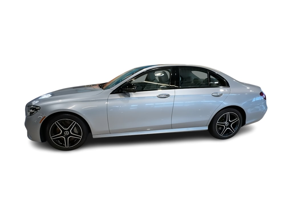 Thumbnail: 2022 Mercedes-Benz E-Class - 3