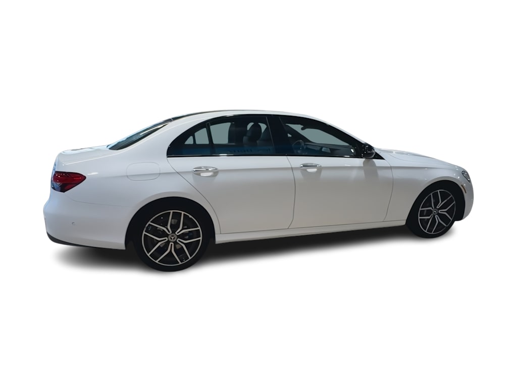 Thumbnail: 2023 Mercedes-Benz E-Class - 24