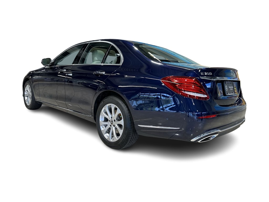 Thumbnail: 2020 Mercedes-Benz E-Class - 4