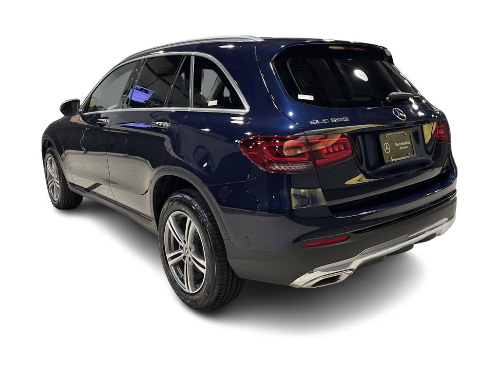 Thumbnail: 2022 Mercedes-Benz GLC - 4