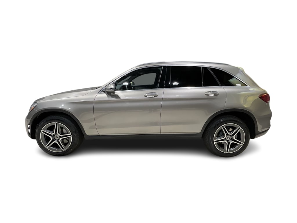 Thumbnail: 2022 Mercedes-Benz GLC - 28