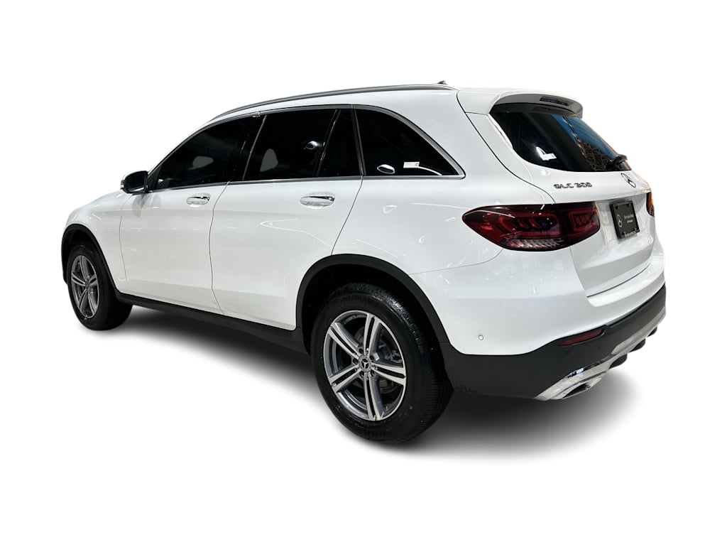 Thumbnail: 2022 Mercedes-Benz GLC - 28