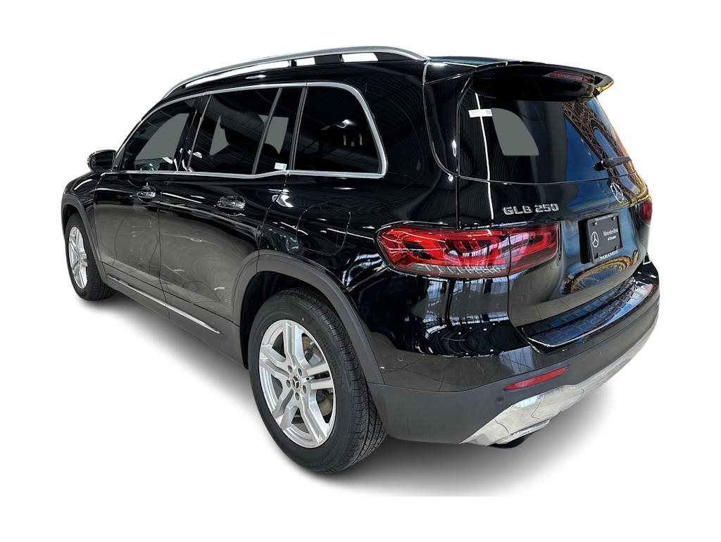 Thumbnail: 2023 Mercedes-Benz GLB - 4