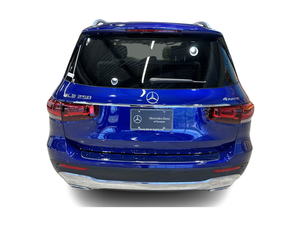 Thumbnail: 2023 Mercedes-Benz GLB - 5