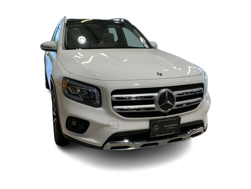 Thumbnail: 2023 Mercedes-Benz GLB - 6