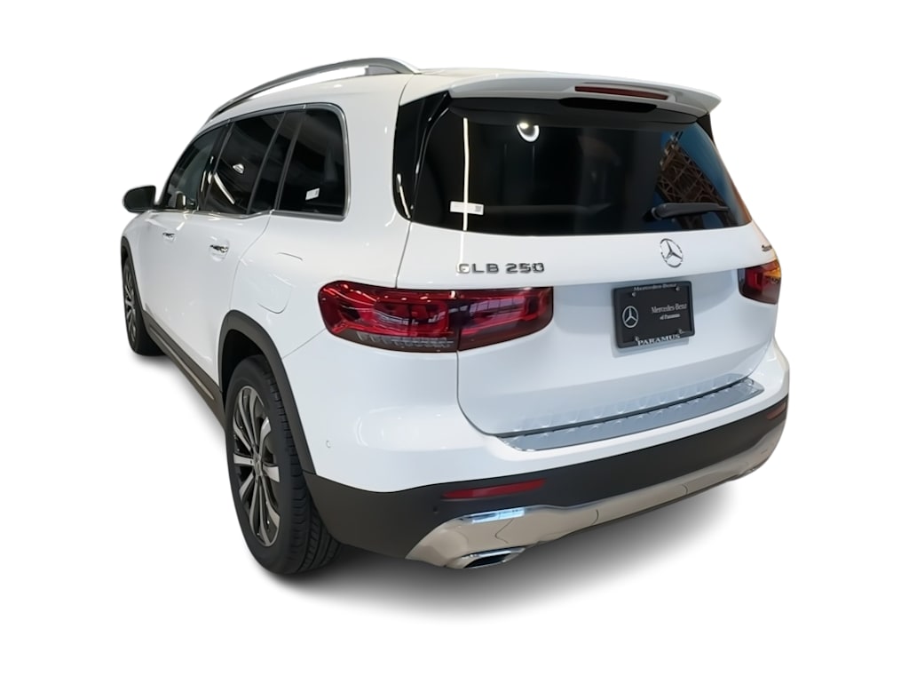 Thumbnail: 2023 Mercedes-Benz GLB - 4