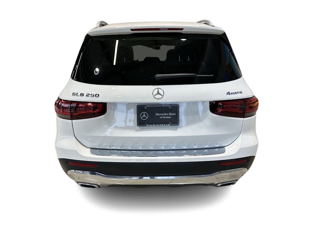 Thumbnail: 2023 Mercedes-Benz GLB - 30