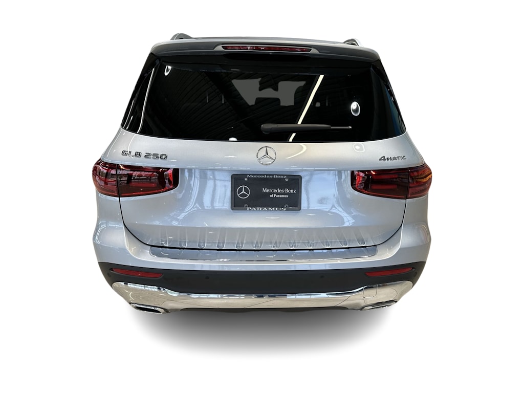 Thumbnail: 2026 Mercedes-Benz GLB - 5