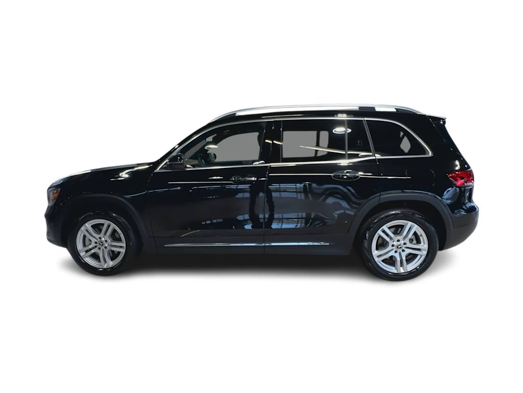 Thumbnail: 2022 Mercedes-Benz GLB - 22