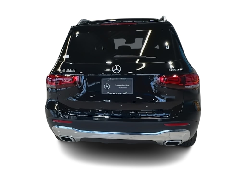 Thumbnail: 2022 Mercedes-Benz GLB - 24