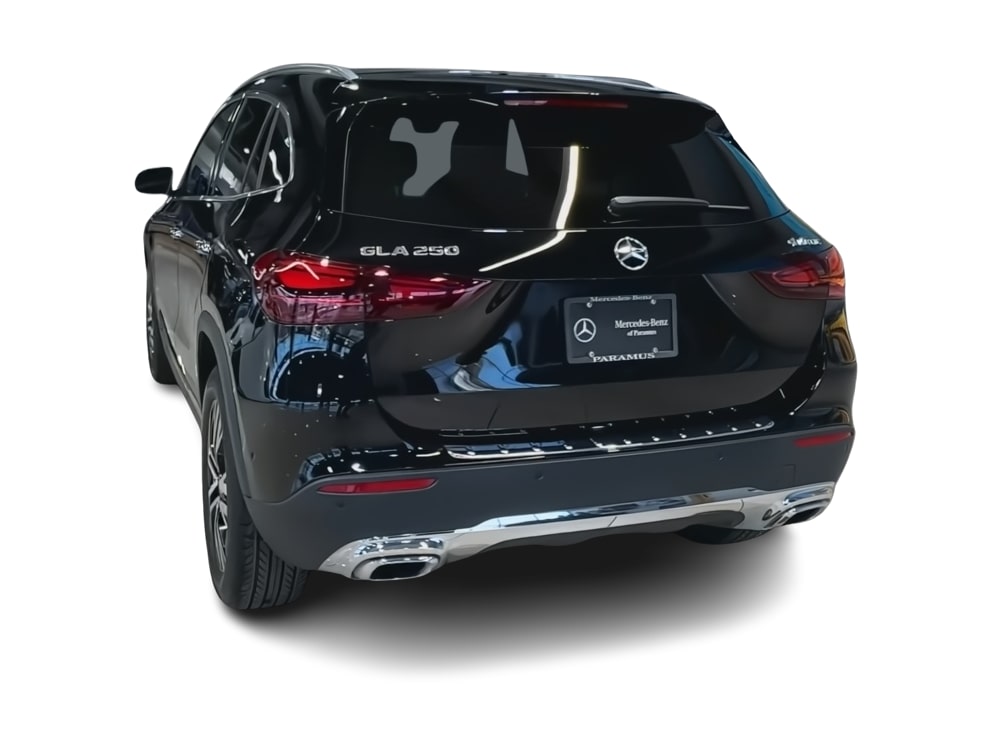 Thumbnail: 2026 Mercedes-Benz GLA - 23