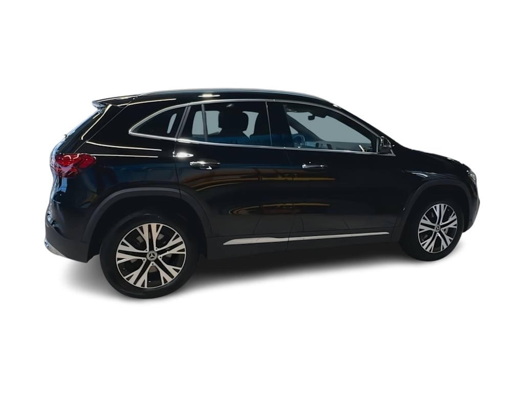 Thumbnail: 2026 Mercedes-Benz GLA - 26