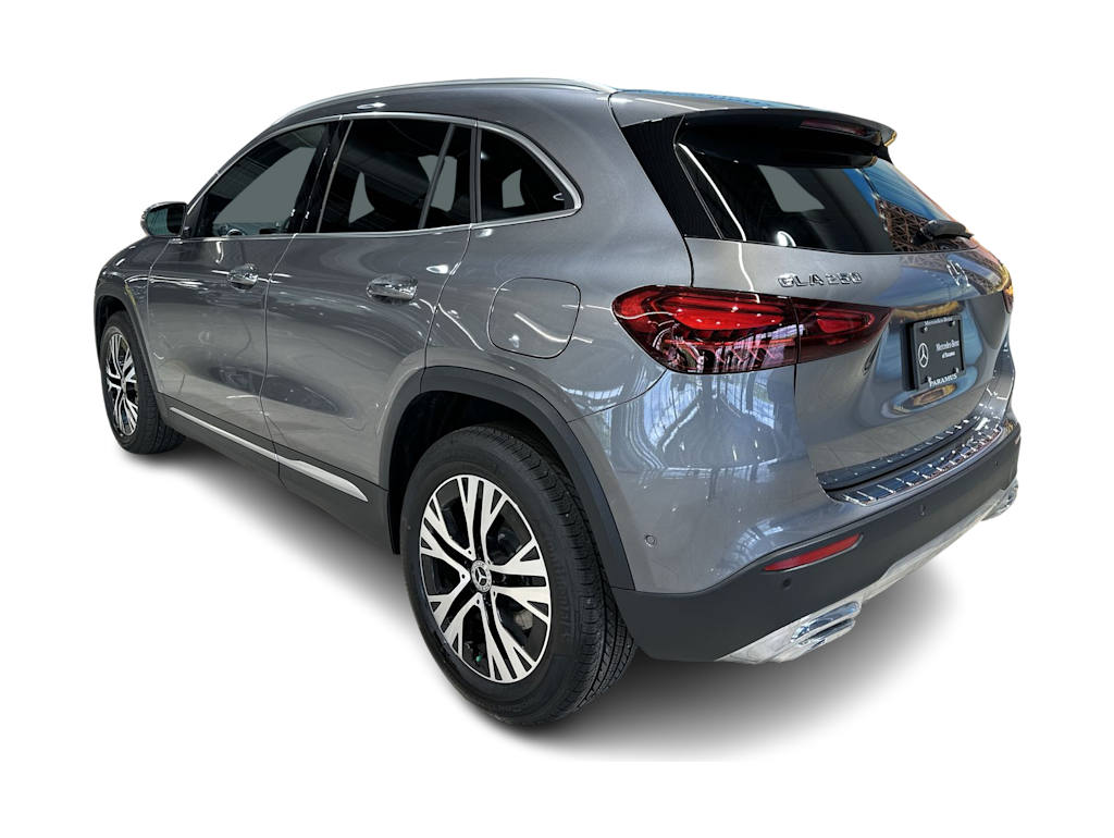 Thumbnail: 2026 Mercedes-Benz GLA - 28