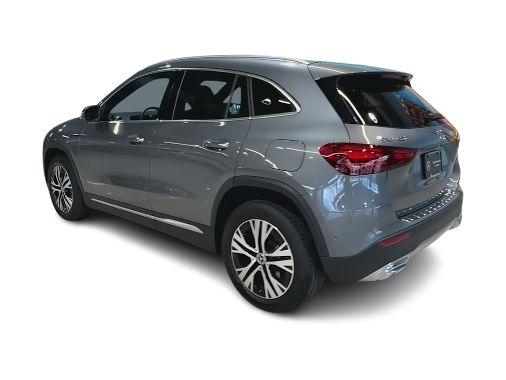Thumbnail: 2026 Mercedes-Benz GLA - 4