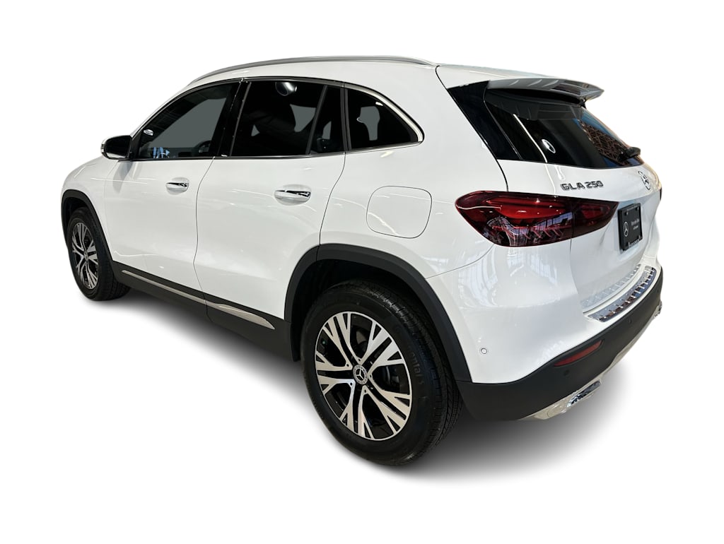 Thumbnail: 2026 Mercedes-Benz GLA - 27