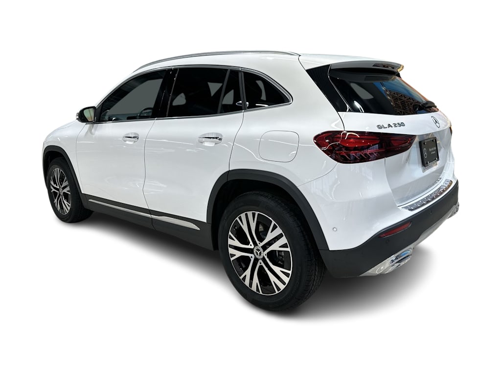 Thumbnail: 2026 Mercedes-Benz GLA - 28