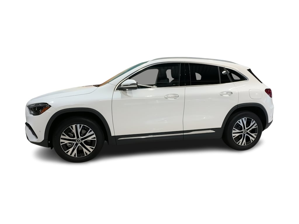 Thumbnail: 2026 Mercedes-Benz GLA - 3