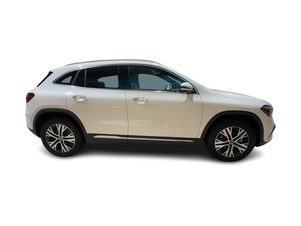 Thumbnail: 2026 Mercedes-Benz GLA - 26