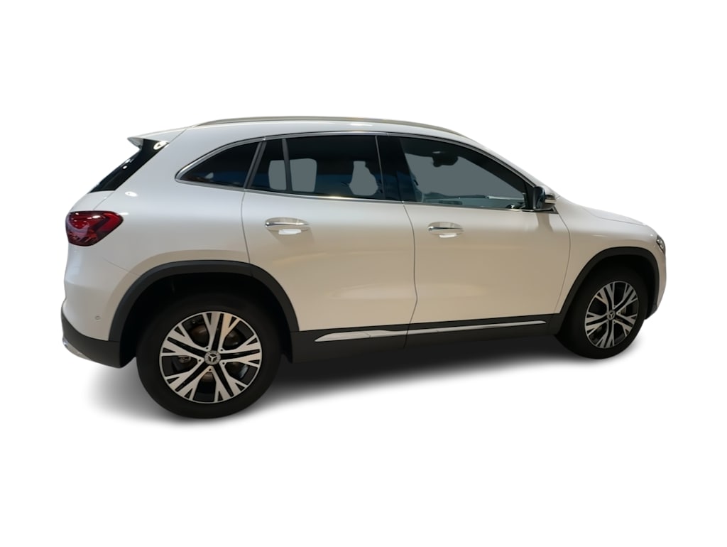 Thumbnail: 2026 Mercedes-Benz GLA - 25