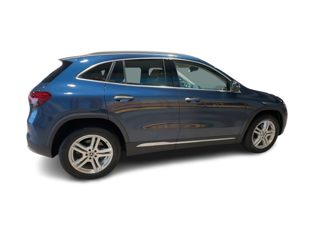 Thumbnail: 2022 Mercedes-Benz GLA - 25