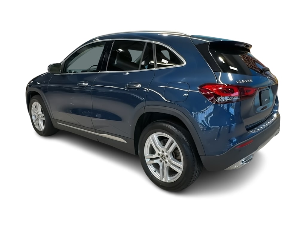 Thumbnail: 2022 Mercedes-Benz GLA - 22